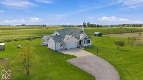 Other - 9009 Hamilton Rd, Yoder, IN 46798 photo 10 of 15