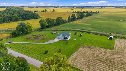 View/Area - 9009 Hamilton Rd, Yoder, IN 46798 photo 7 of 9