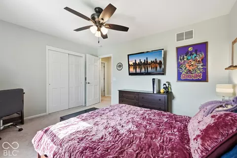 Bedroom - 9009 Hamilton Rd, Yoder, IN 46798 photo 8 of 10