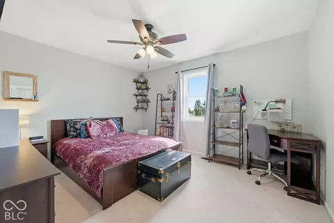 Bedroom - 9009 Hamilton Rd, Yoder, IN 46798 photo 7 of 10