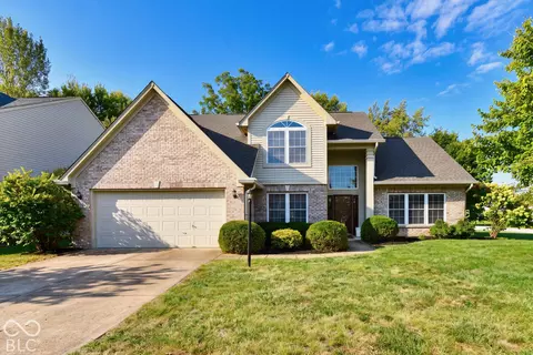 1064 Burning Bush Dr, Greenwood, IN 46143