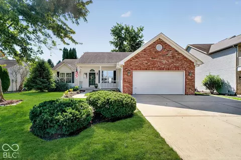 10090 Youngwood Ln, Fishers, IN 46038