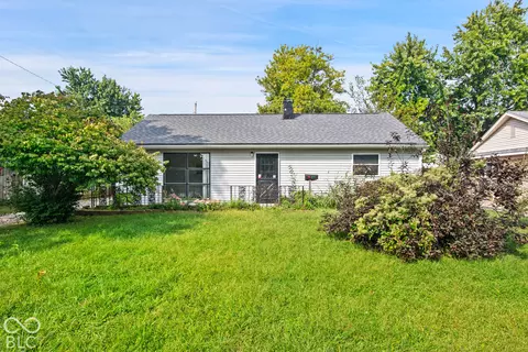512 Park Dr, Greenwood, IN 46143