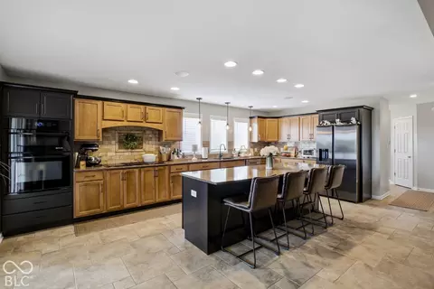 Kitchen - 3739 Imperial Dr E, Columbus, IN 47203 photo 1 of 12
