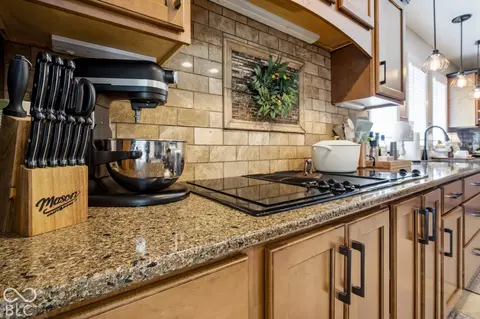 Kitchen - 3739 Imperial Dr E, Columbus, IN 47203 photo 12 of 12