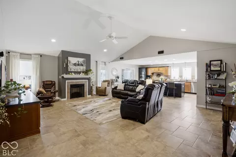 Living - 3739 Imperial Dr E, Columbus, IN 47203 photo 1 of 7