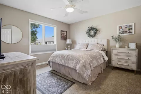 Bedroom - 3739 Imperial Dr E, Columbus, IN 47203 photo 4 of 10