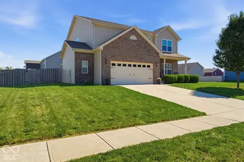 4811 Marshall Dr, Plainfield, IN 46168