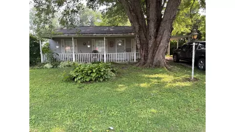 705 North, Attica, IN 47918