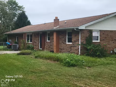 Exterior - 3451 E 850 S, Columbus, IN 47201 photo 5 of 6