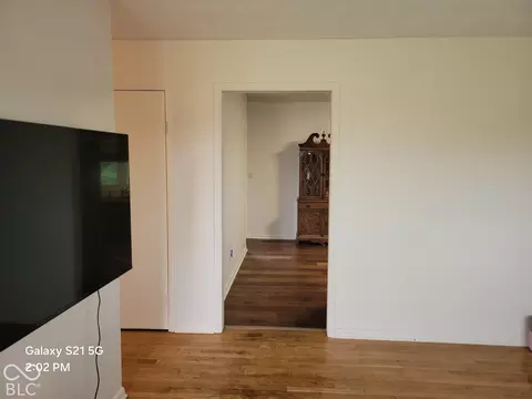 Living - 3451 E 850 S, Columbus, IN 47201 photo 2 of 2