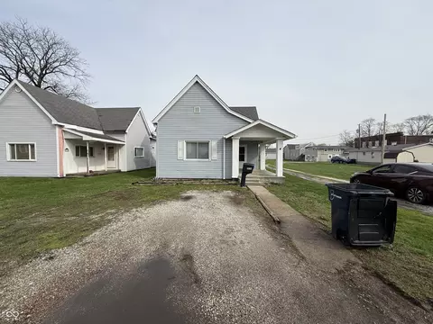 1636 S B St, Elwood, IN 46036
