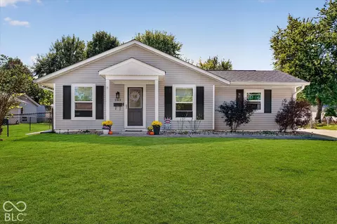 283 Bittersweet Dr, Whiteland, IN 46184