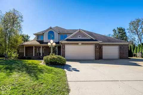 3634 N Hunters Ct, Greenfield, IN 46140