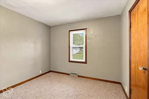Bedroom - 606 E Water St, Pendleton, IN 46064 photo 2 of 4