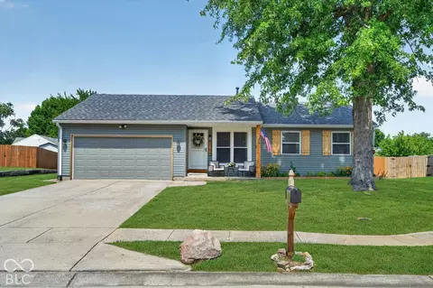 5754 Pemberly Dr, Indianapolis, IN 46221