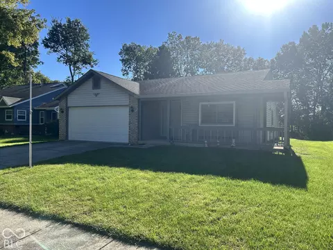 18686 Northridge Dr, Noblesville, IN 46060
