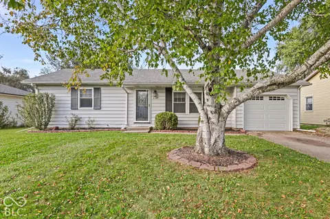 2127 Manor Dr, Lebanon, IN 46052