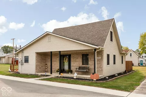 407 Walnut St, Frankton, IN 46044