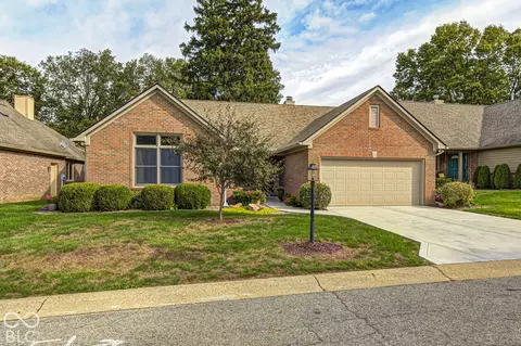 7342 Pymbroke Dr, Fishers, IN 46038