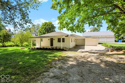 3384 Mullinix, Greenwood, IN 46143