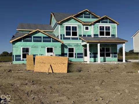 7792 Magnolia St, New Palestine, IN 46163
