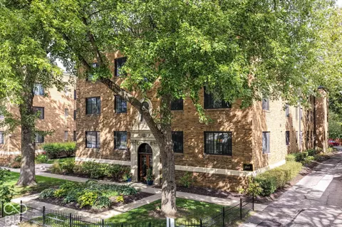 5347 N College Ave #301, Indianapolis, IN 46220