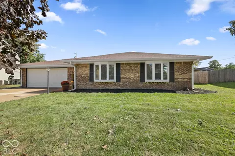 209 Pinedale Dr, Whiteland, IN 46184