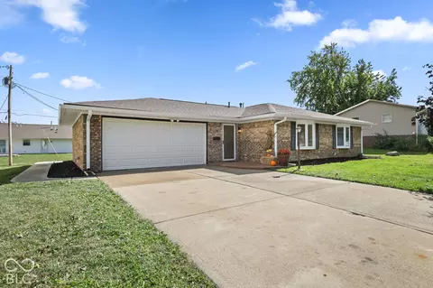 209 Pinedale Dr, Whiteland, IN 46184