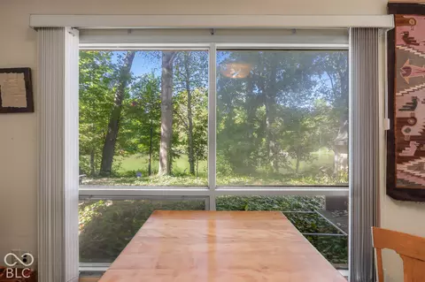 Dining - 314 Flatrock Dr, Columbus, IN 47201 photo 5 of 5