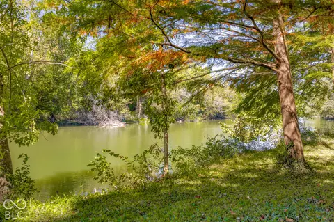 View/Area - 314 Flatrock Dr, Columbus, IN 47201 photo 1 of 4