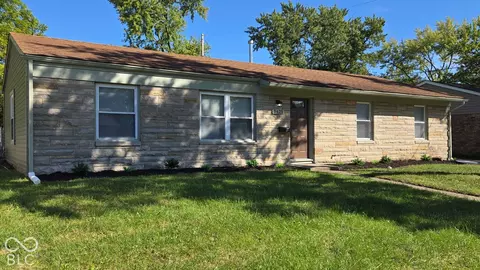 3425 Roseway Dr, Indianapolis, IN 46226
