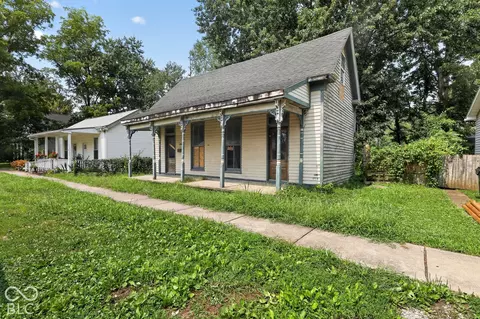 306 E Pike St, Vevay, IN 47043