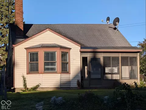 507 N Perkins St, Rushville, IN 46173