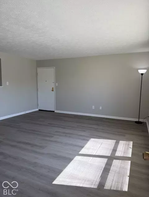 1763 Wellesley #1I, Indianapolis, IN 46219