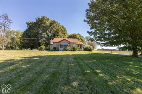 1255 N Franklin Rd, Greenwood, IN 46143