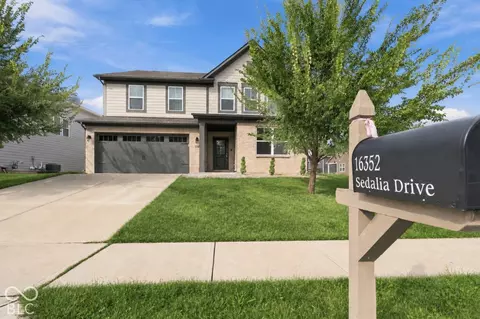 16352 Sedalia Dr, Fishers, IN 46040