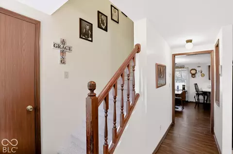 Entry Way - 216 Ann Ave, Pendleton, IN 46064 photo 1 of 3