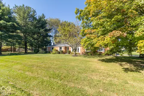 Exterior - 111 Fairfield Ln, Pendleton, IN 46064 photo 9 of 16