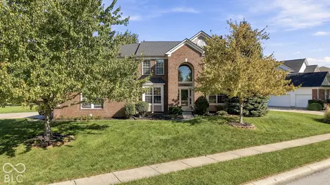 12391 Brandamore Ln, Fishers, IN 46037