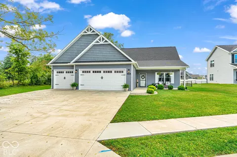 138 Woods Edge Blvd, Greencastle, IN 46135