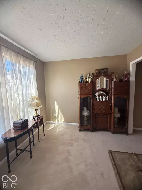 Entry Way - 1131 Ascalon Ct, Indianapolis, IN 46239 photo 5 of 21