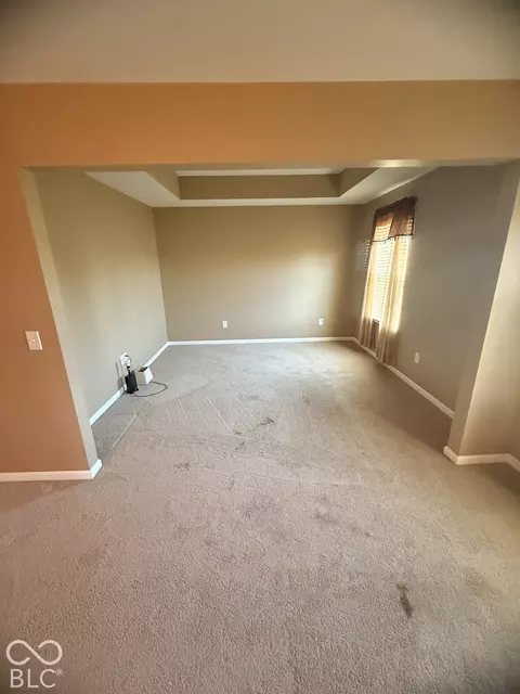 Living - 1131 Ascalon Ct, Indianapolis, IN 46239 photo 9 of 9