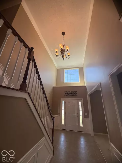 Entry Way - 1131 Ascalon Ct, Indianapolis, IN 46239 photo 13 of 21