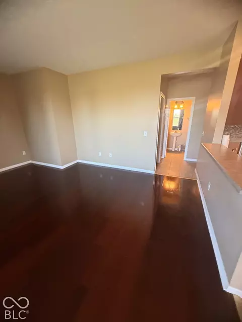 Living - 1131 Ascalon Ct, Indianapolis, IN 46239 photo 7 of 9