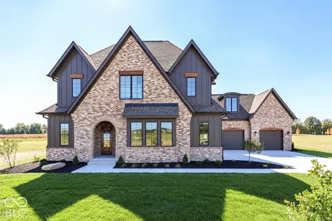 4288 Aurelius Dr, Greenwood, IN 46143