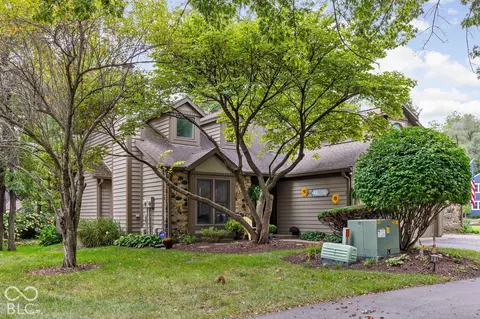2211 Van Ness Pl, Indianapolis, IN 46240