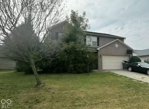 7340 Graymont Dr, Indianapolis, IN 46221