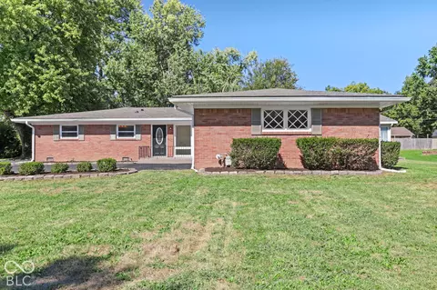 5126 Thornleigh Dr, Indianapolis, IN 46226