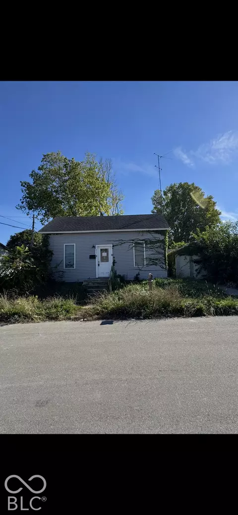 411 E 5th St, Muncie, IN 47302